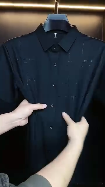 Men Classic Opaque Formal Shirt