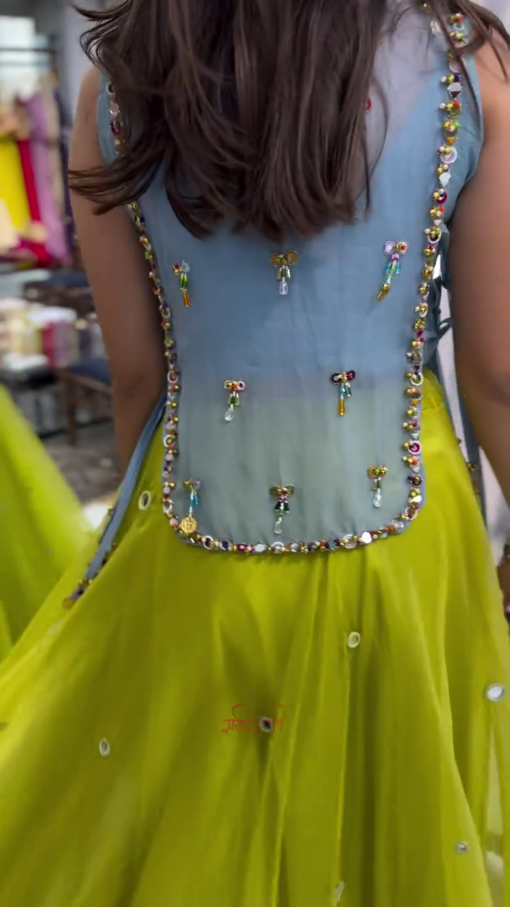 Embroidered Sleeveless Navratri Chaniya Choli Set - Image 12