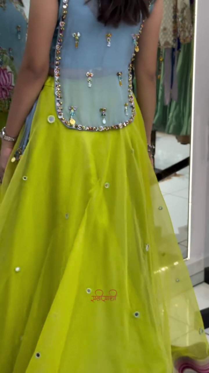 Embroidered Sleeveless Navratri Chaniya Choli Set - Image 7